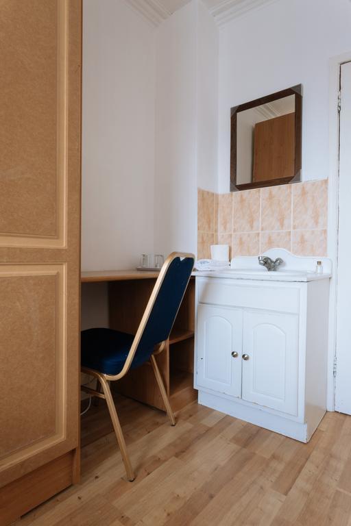 Whiteleaf Hotel Лондон Екстериор снимка