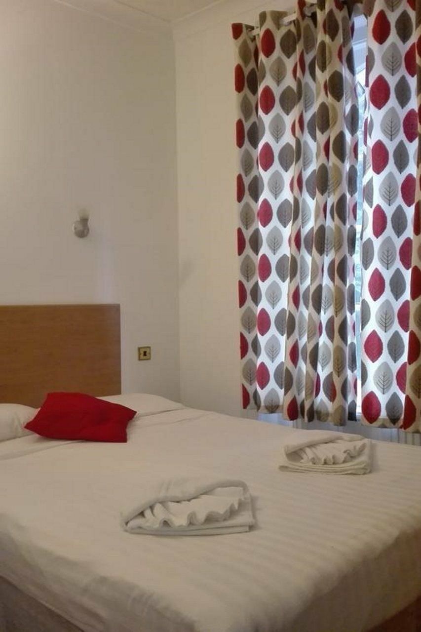 Whiteleaf Hotel Лондон Екстериор снимка